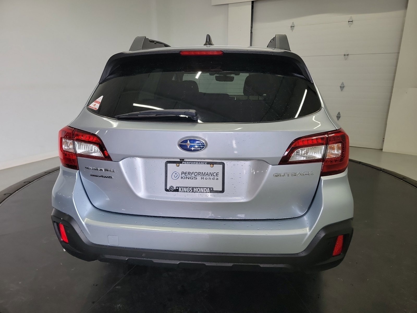 Used 2018 Subaru Outback 2.5i Limited AWD/4WD image 8