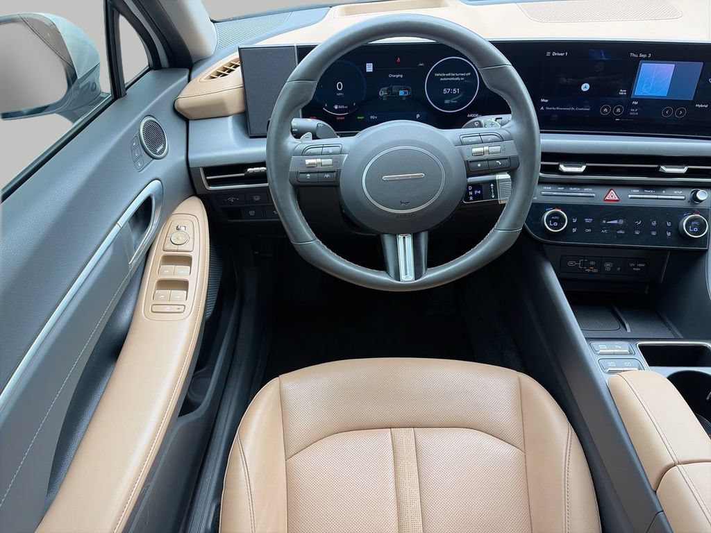 Used 2025 Hyundai Sonata Limited FWD image 10