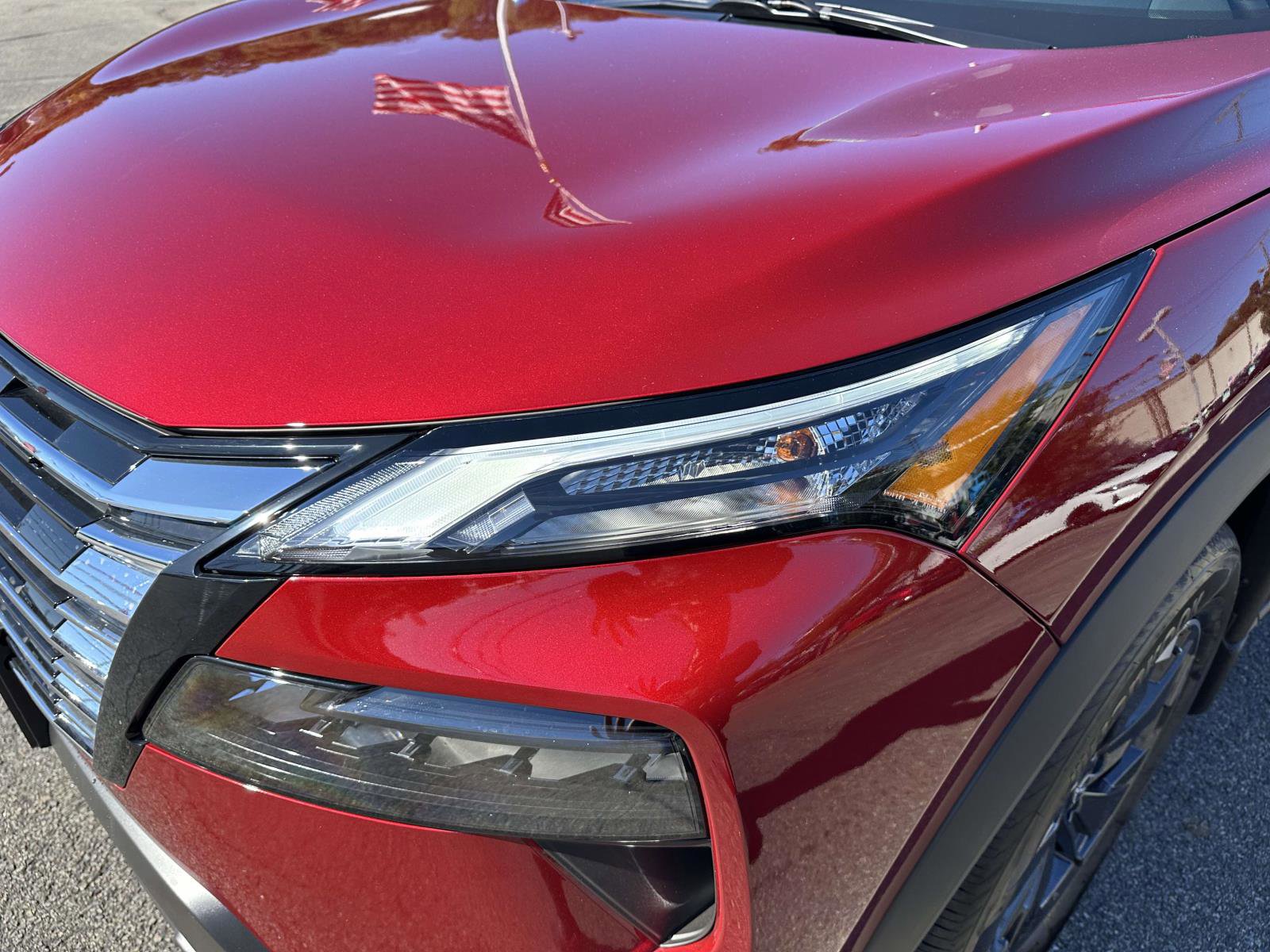 Used 2026 Nissan Rogue SV image 8