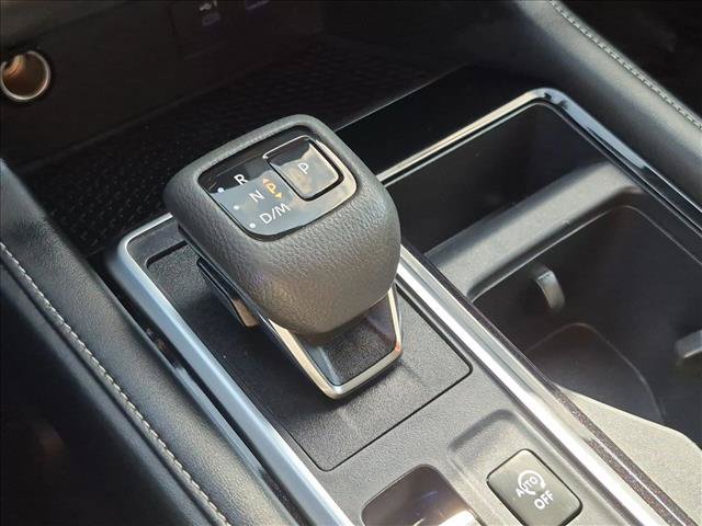 Used 2023 Nissan Pathfinder SV FWD image 12