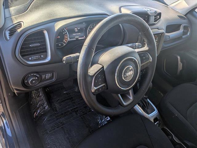 Used 2022 Jeep Renegade Latitude w/ Convenience Group image 10