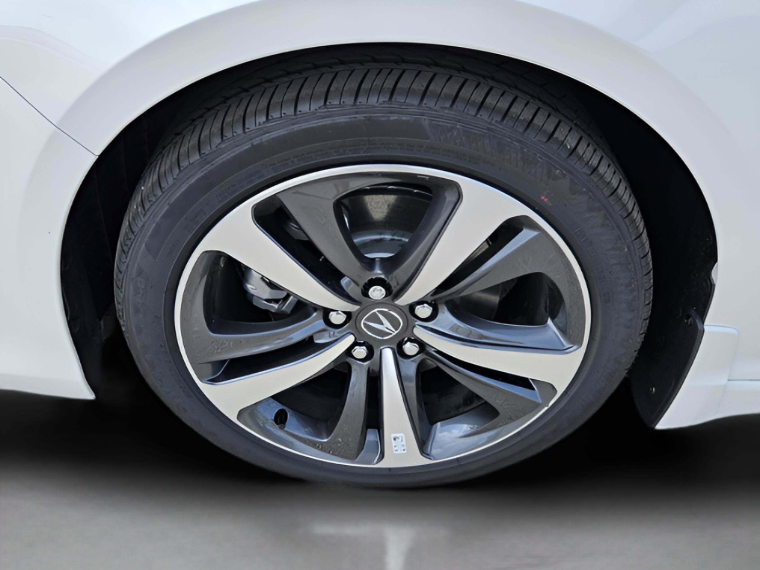 New 2025 Acura TLX w/ Technology Package FWD image 35