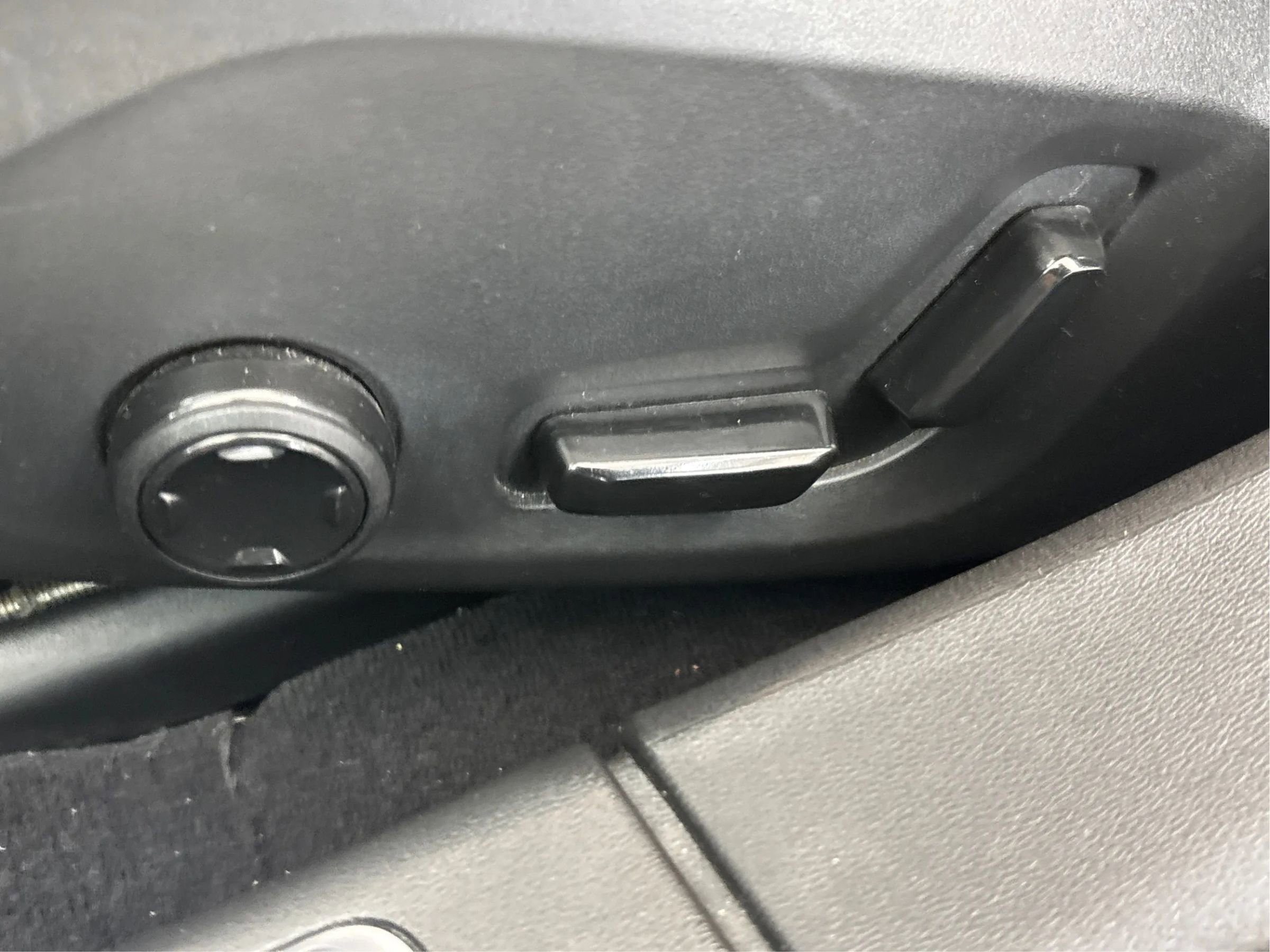 Used 2018 Volvo V90 T5 Cross Country w/ Convenience Package AWD/4WD image 25