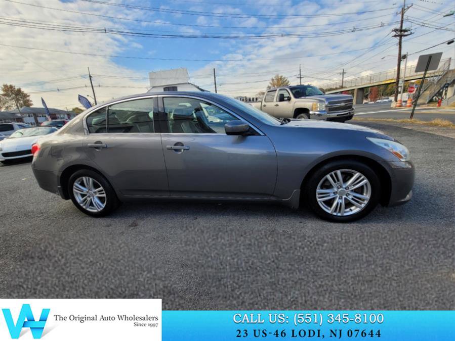 Used 2013 INFINITI G37 x w/ Premium Pkg image 7