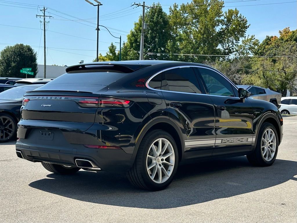 Used 2022 Porsche Cayenne E-Hybrid Coupe image 13
