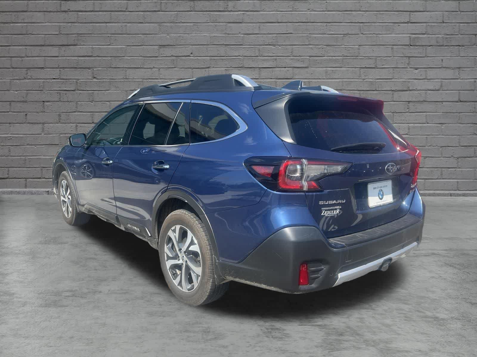 Used 2022 Subaru Outback Touring XT AWD/4WD image 4