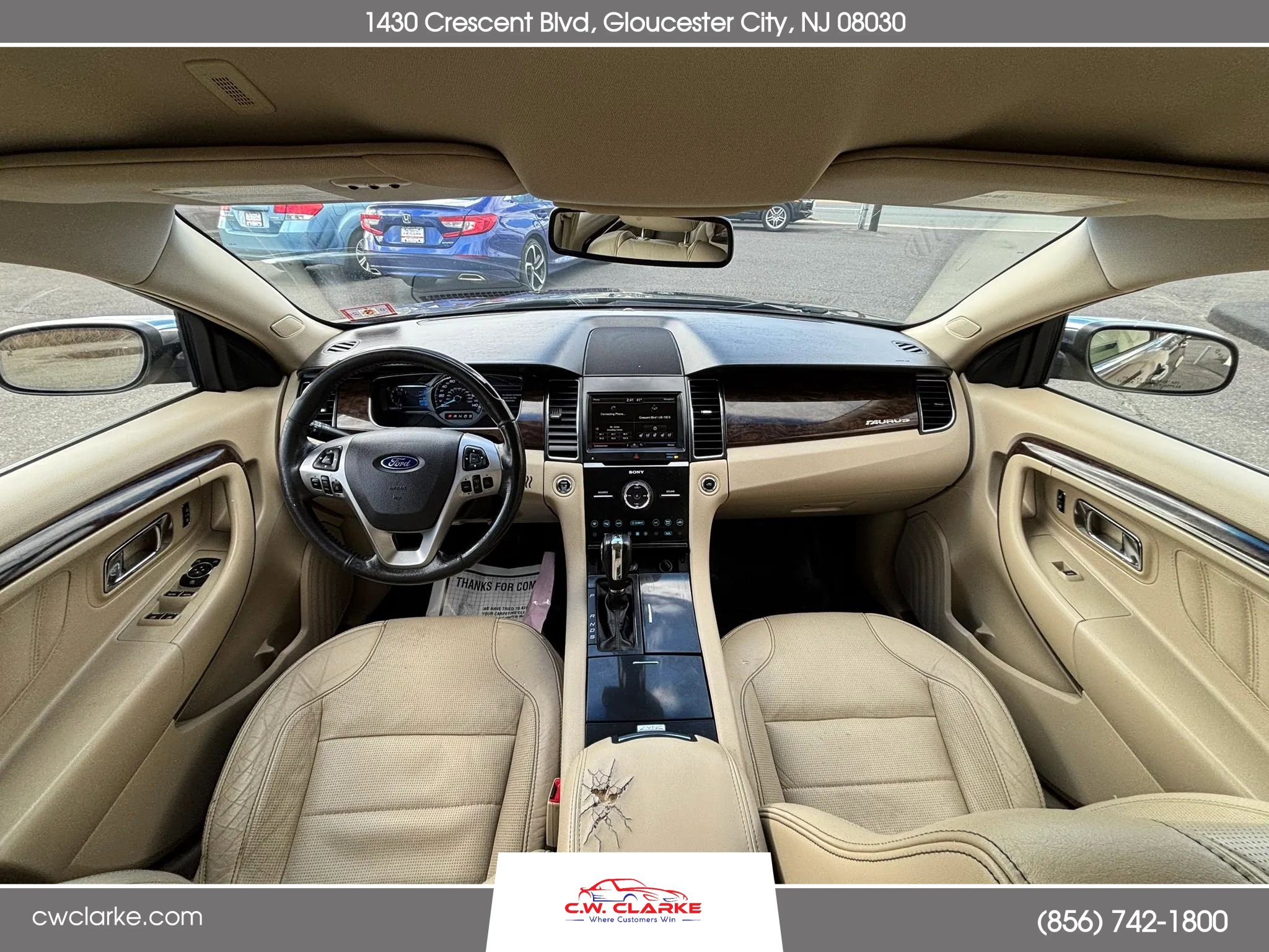 Used 2015 Ford Taurus Limited w/ Equipment Group 301A image 14