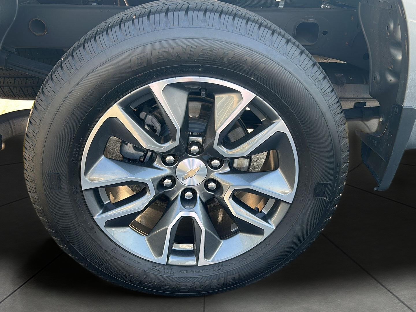 Certified 2023 Chevrolet Silverado 1500 LT AWD/4WD image 9