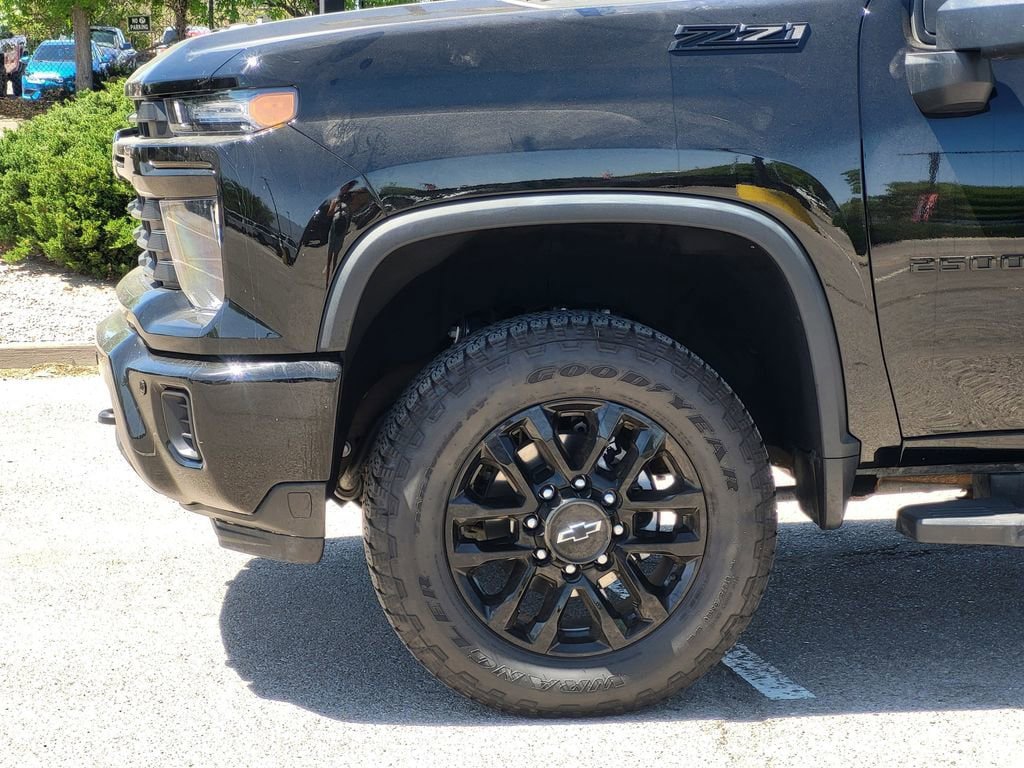 Certified 2025 Chevrolet Silverado 2500 Custom w/ Custom Value Package AWD/4WD image 6