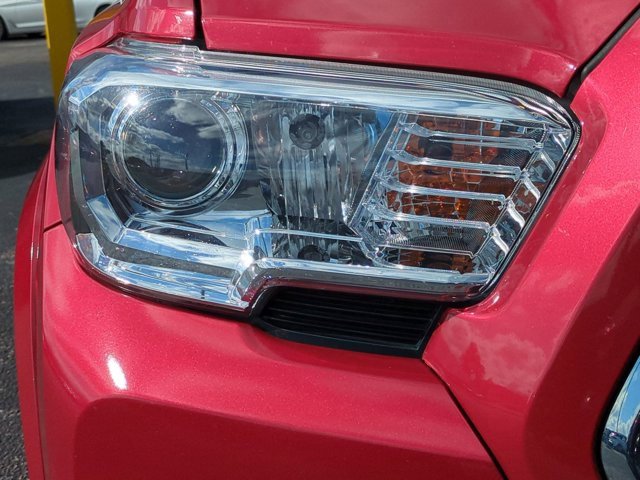 Used 2023 Toyota Tacoma SR5 image 10