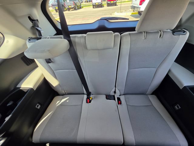 Used 2025 Toyota Grand Highlander FWD image 15