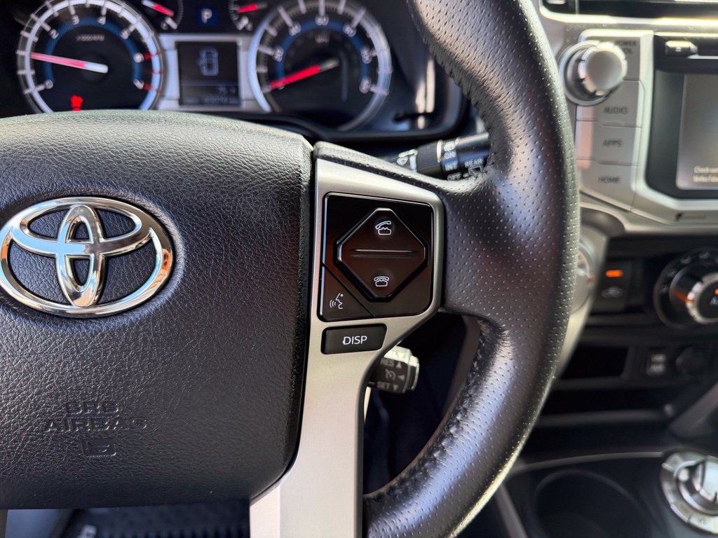 Used 2018 Toyota 4Runner SR5 AWD/4WD image 17