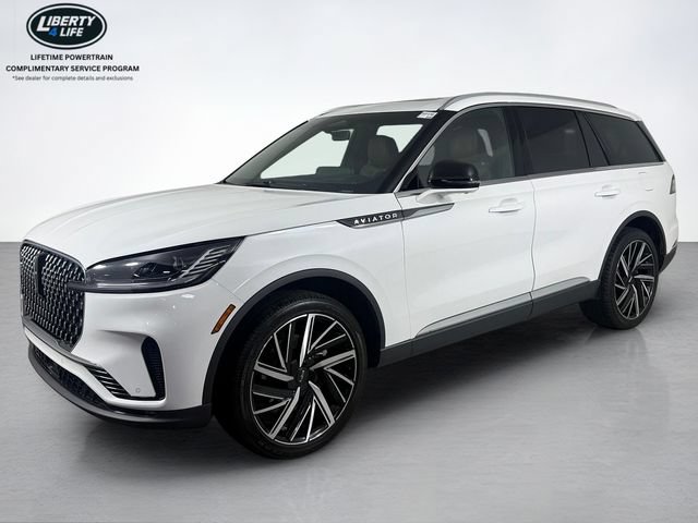 Used 2025 Lincoln Aviator Reserve w/ Equipment Group 201A AWD/4WD image 7