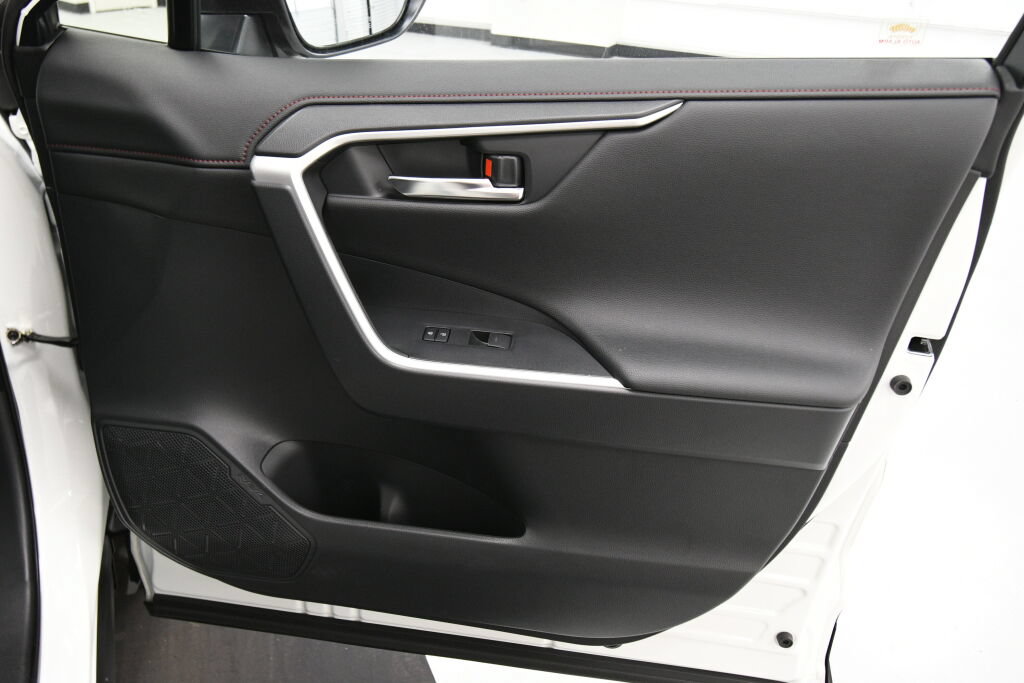Used 2022 Toyota RAV4 XSE w/ Weather Package AWD/4WD image 35