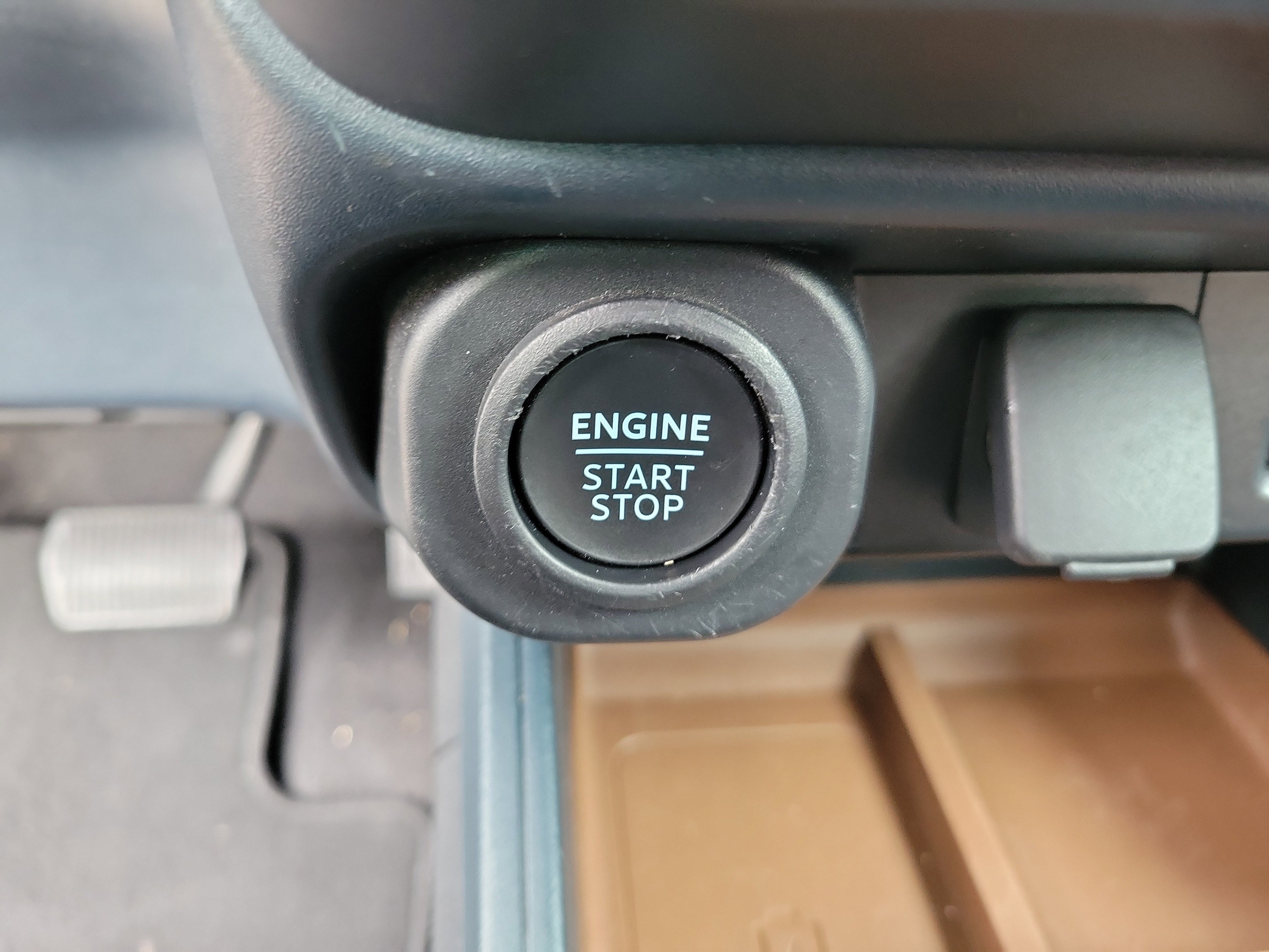 Used 2022 Ford Maverick Lariat w/ Lariat Luxury Package image 12