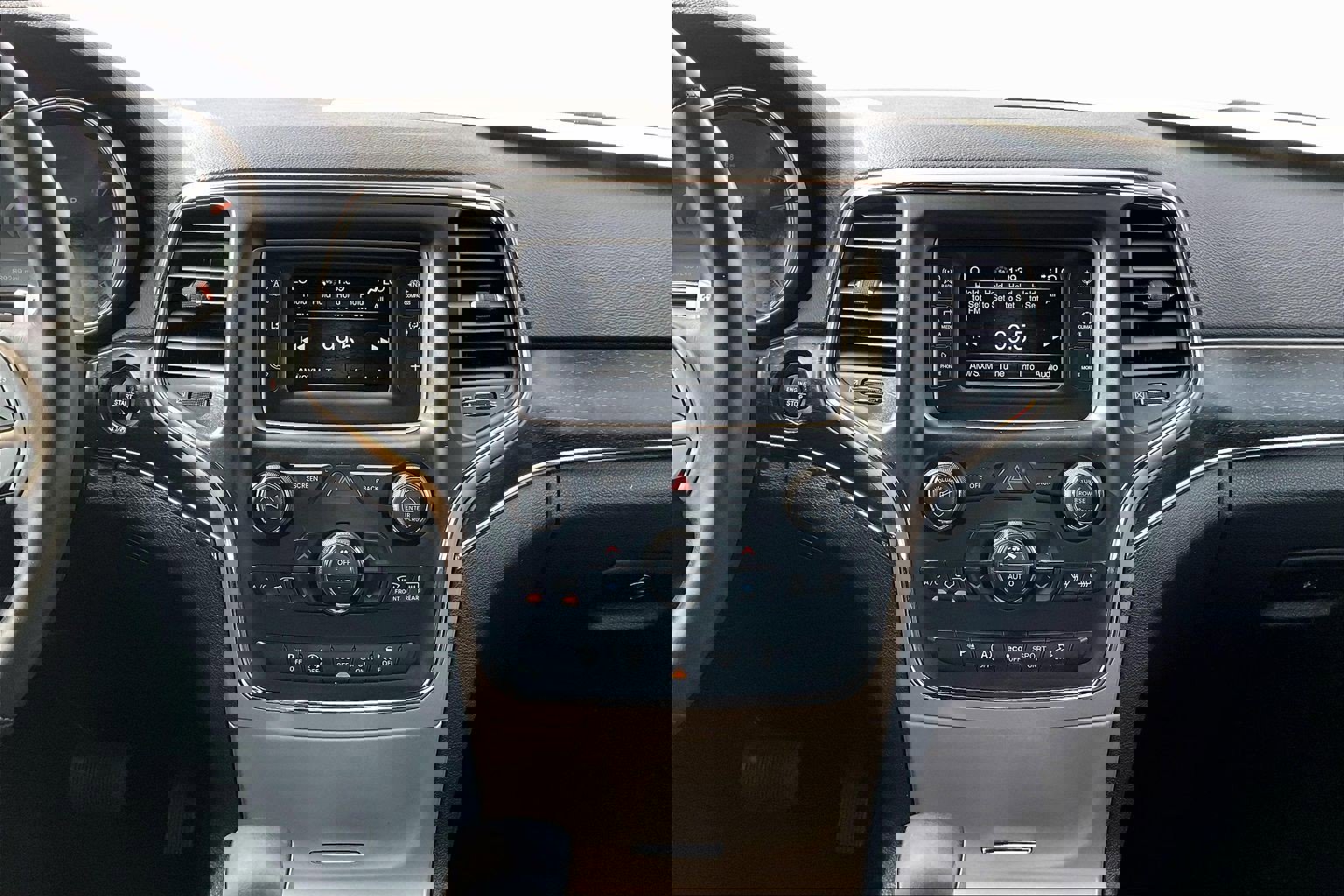 Used 2017 Jeep Grand Cherokee Limited image 6