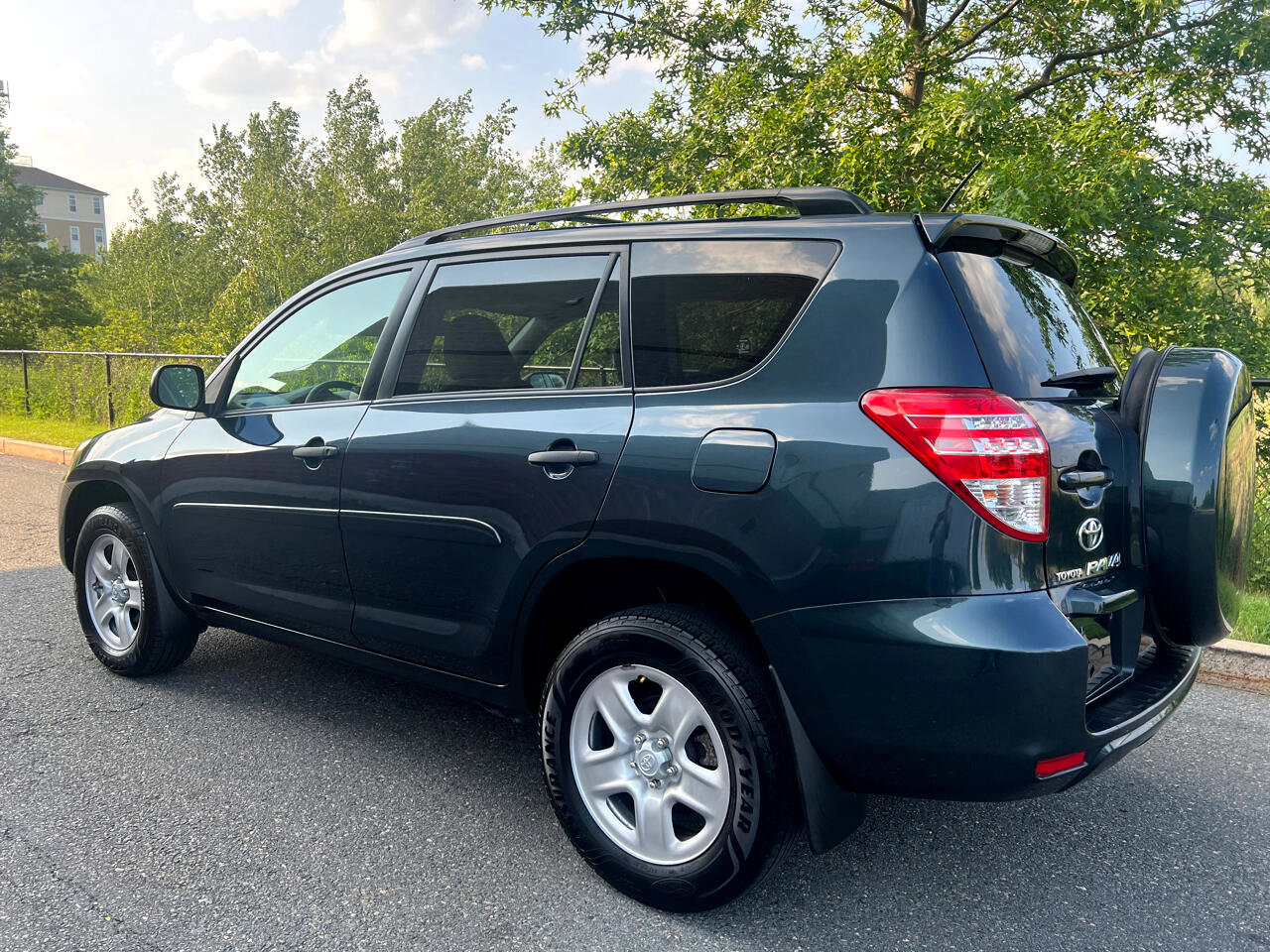 Used 2009 Toyota RAV4 4WD image 4