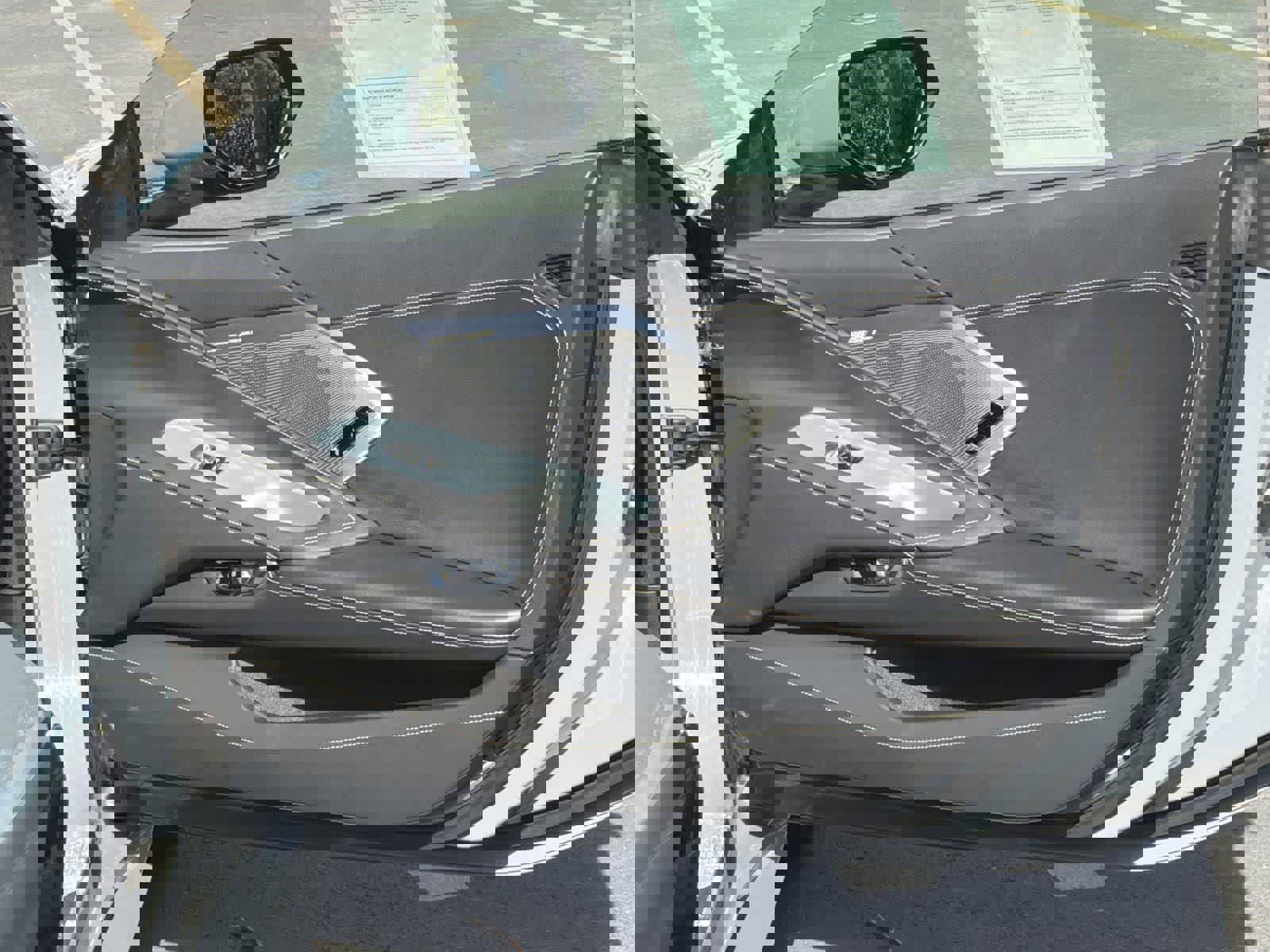 Used 2025 Chevrolet Corvette Stingray Preferred Cpe w/ Z51 Performance Package image 30