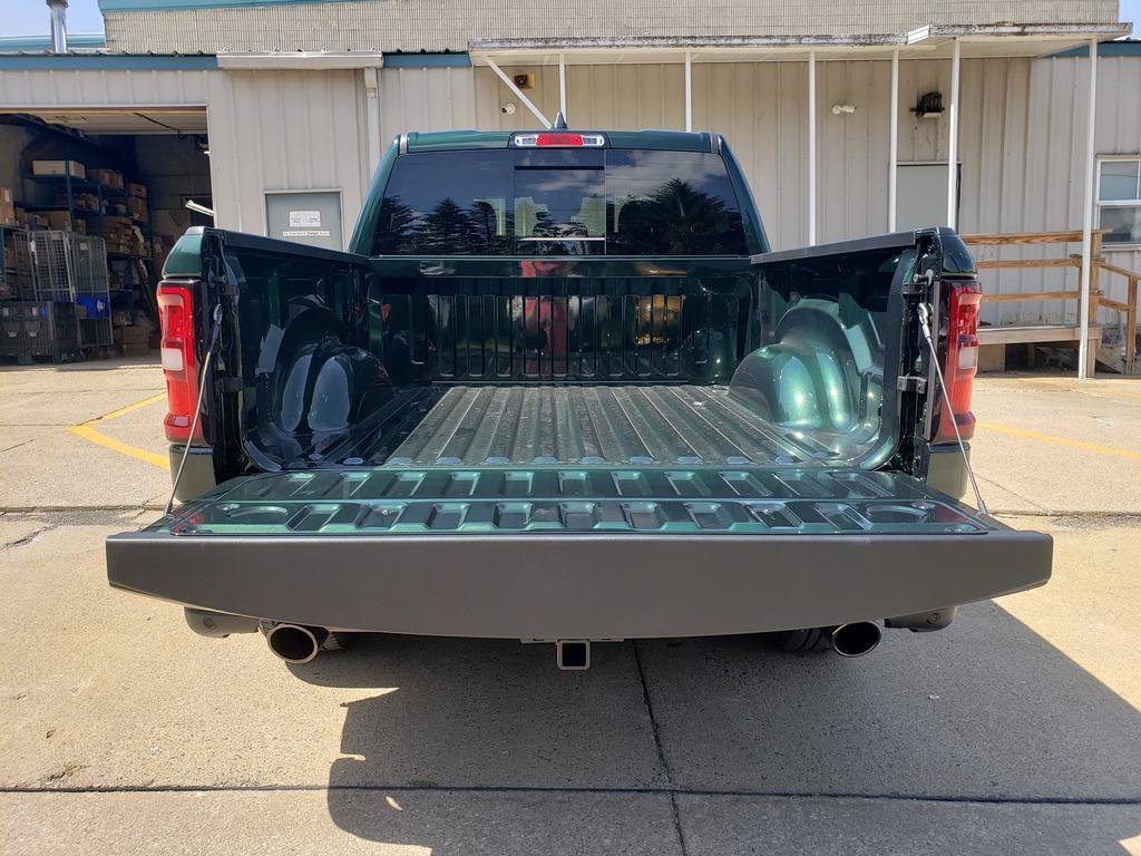 New 2026 RAM 1500 Express AWD/4WD image 5