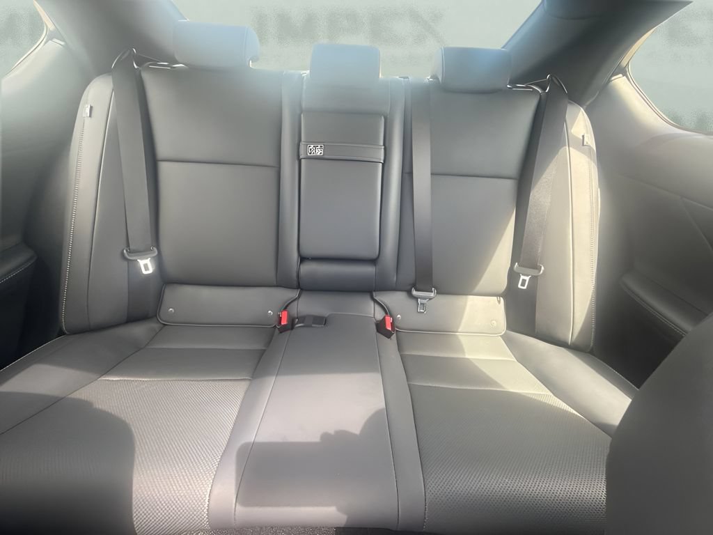 Used 2025 Lexus IS 350 F Sport RWD image 11