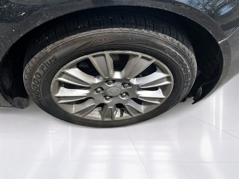 Used 2013 Buick Regal Premium FWD image 29