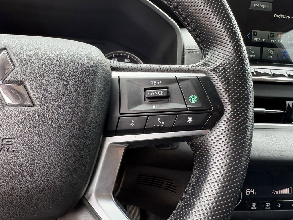 Used 2022 Mitsubishi Outlander SE FWD image 17