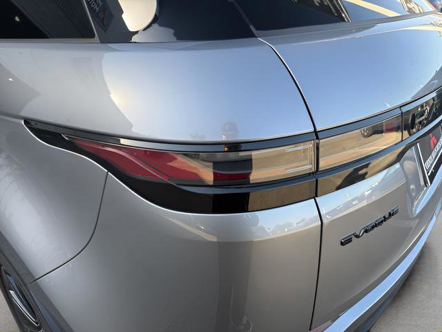 Used 2024 Land Rover Range Rover Evoque S AWD/4WD image 7