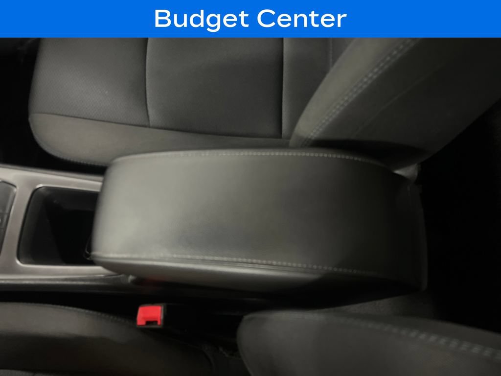 Used 2017 Chevrolet Cruze LT w/ Convenience Package FWD image 25