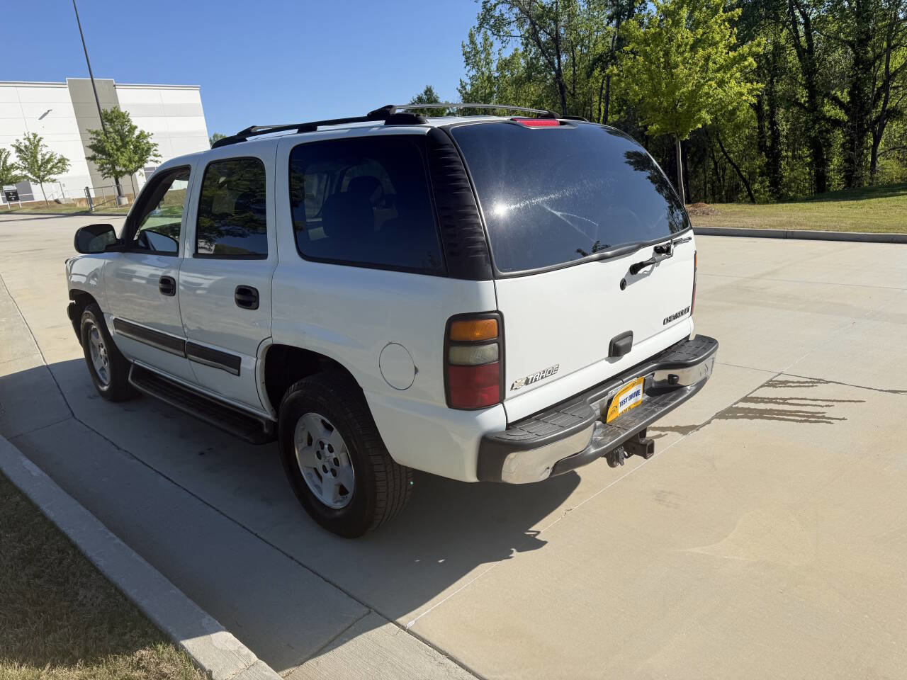 Used 2004 Chevrolet Tahoe LS w/ Cargo Package image 5
