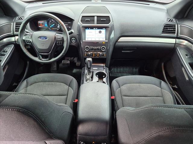 Used 2019 Ford Explorer XLT w/ Equipment Group 201A FWD image 18