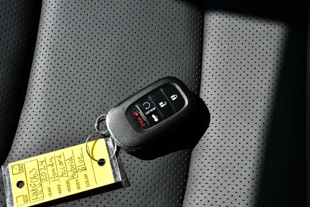 Used 2024 Honda Accord Sport image 20