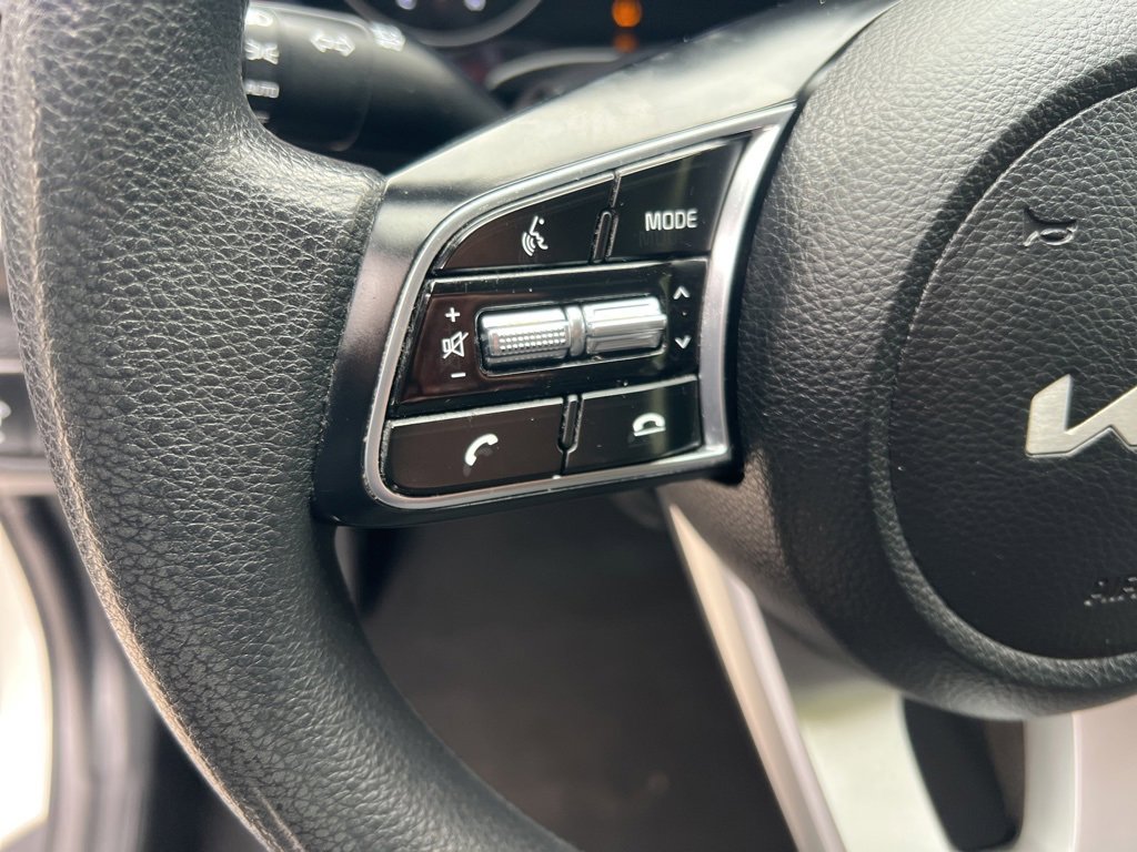 Used 2023 Kia Seltos LX image 13