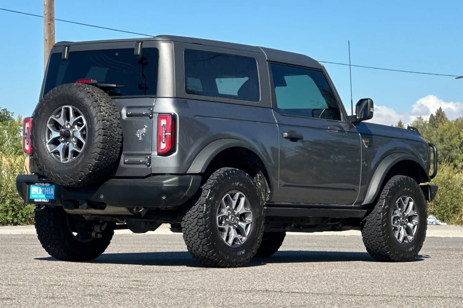 Used 2023 Ford Bronco Badlands AWD/4WD image 2