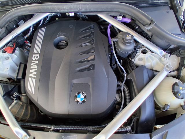Used 2024 BMW X6 xDrive40i w/ M Sport Professional Package AWD/4WD image 28