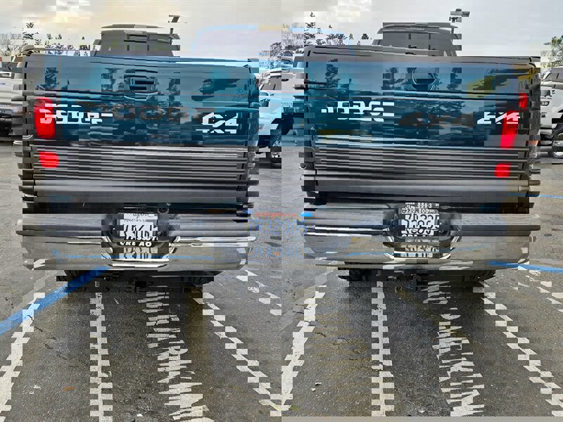 Used 1998 Dodge Ram 2500 Truck 4x4 Club Cab image 6