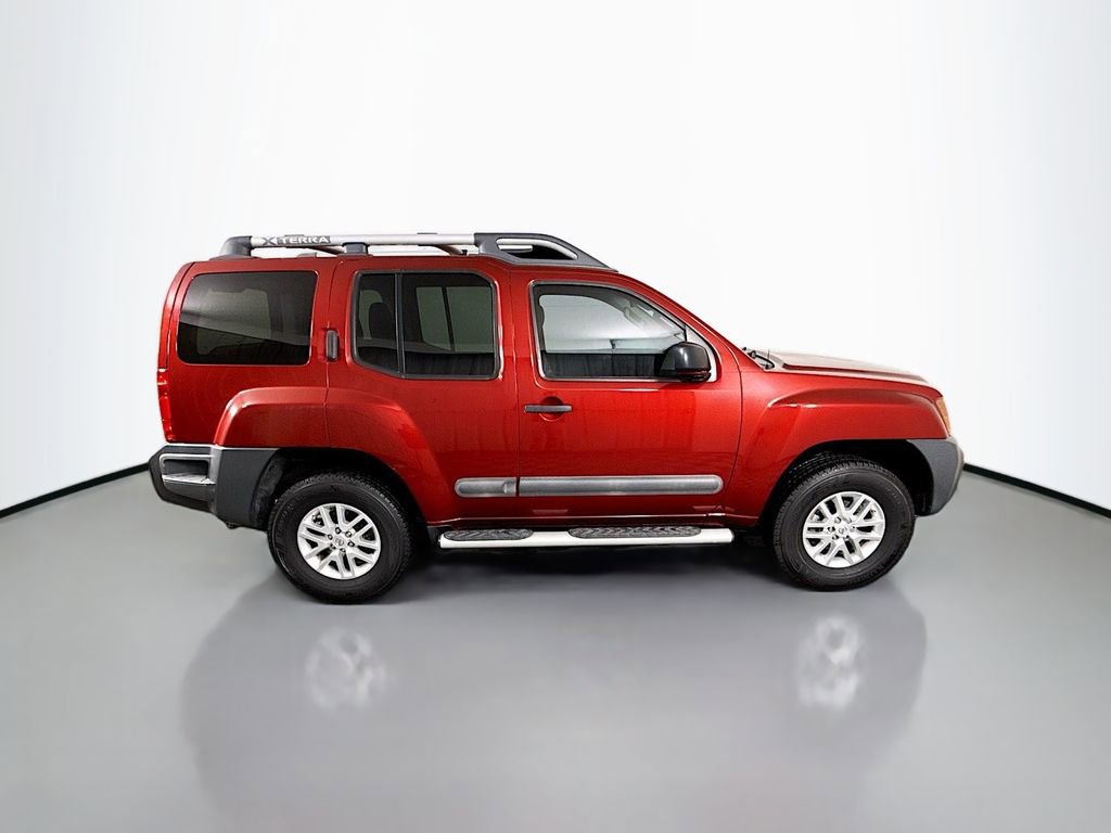 Used 2015 Nissan Xterra S w/ Value Package image 8
