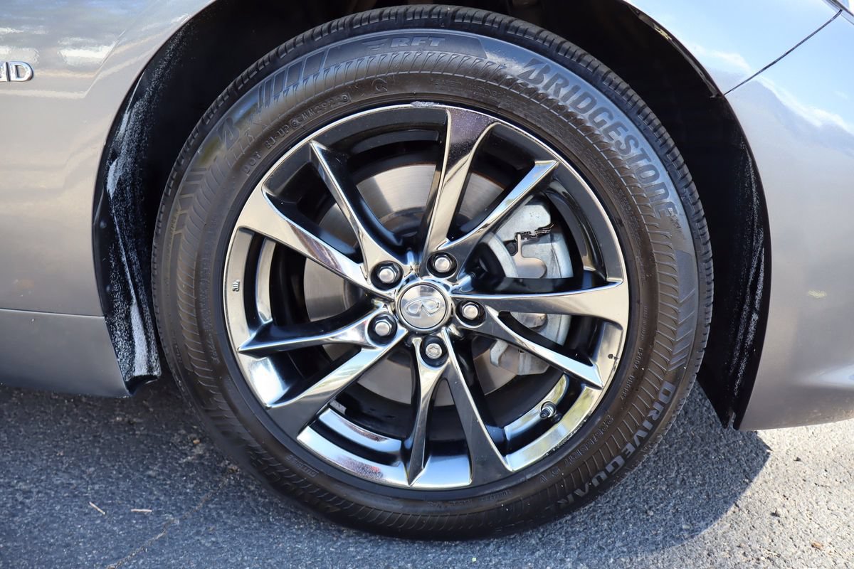 Used 2015 INFINITI Q50 Premium w/ Deluxe Technology Package AWD/4WD image 45