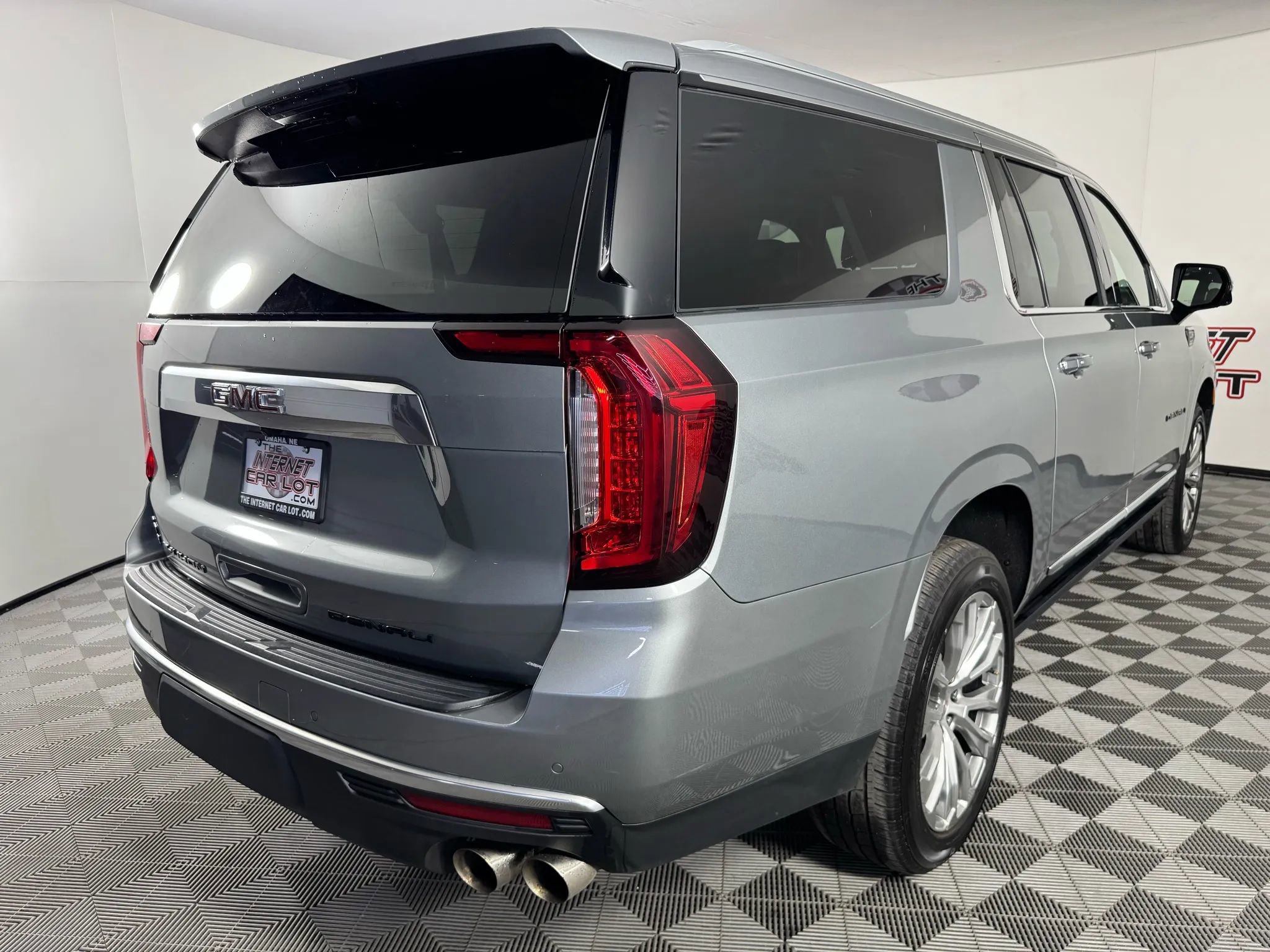 Used 2023 GMC Yukon XL Denali image 34