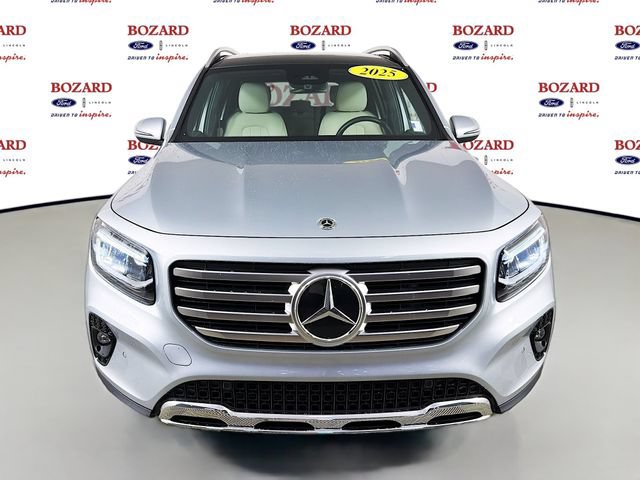Used 2025 Mercedes-Benz GLB 250 image 2