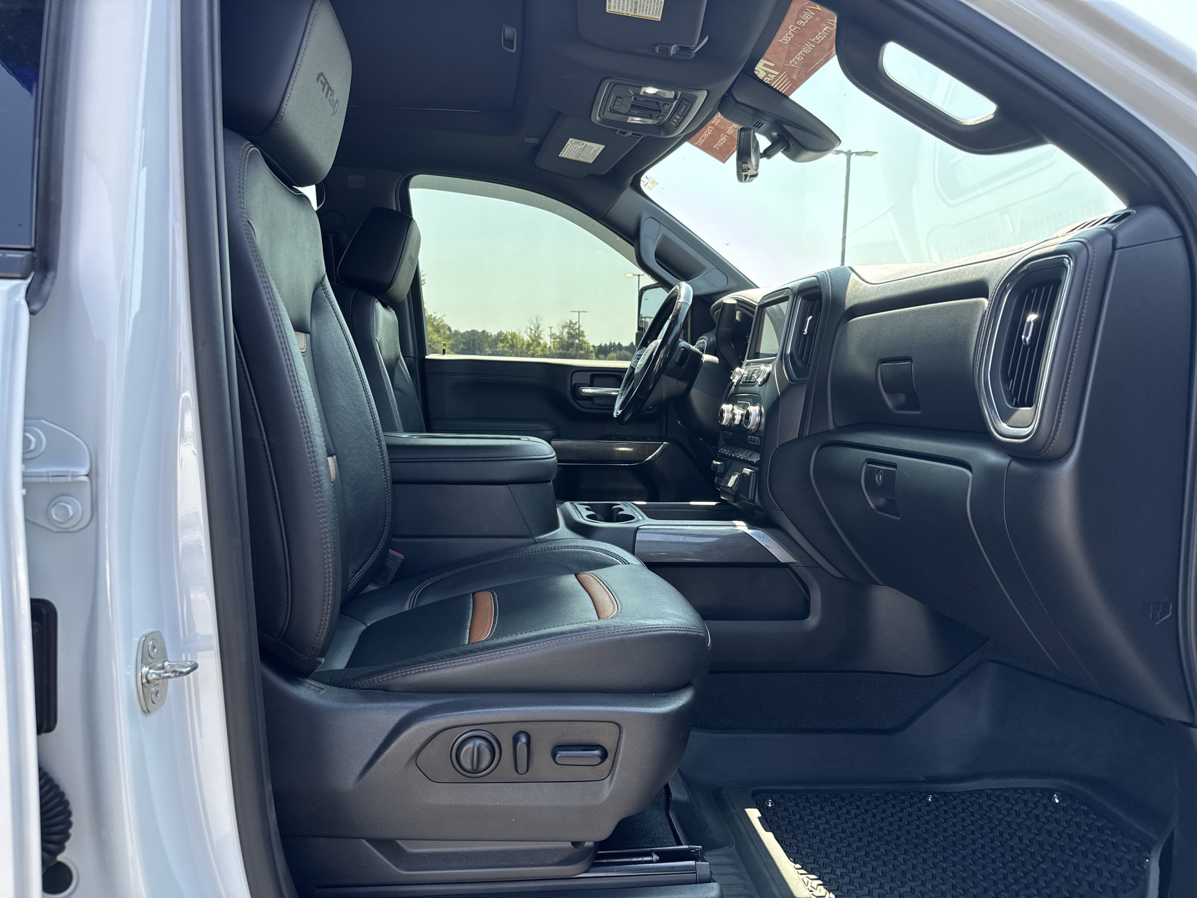 Used 2021 GMC Sierra 2500 AT4 w/ AT4 Premium Plus Package image 32