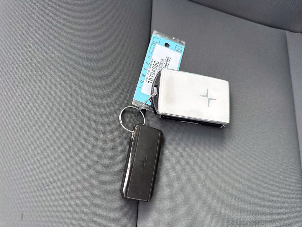 Used 2022 Polestar Polestar 2 w/ Plus Package AWD/4WD image 29