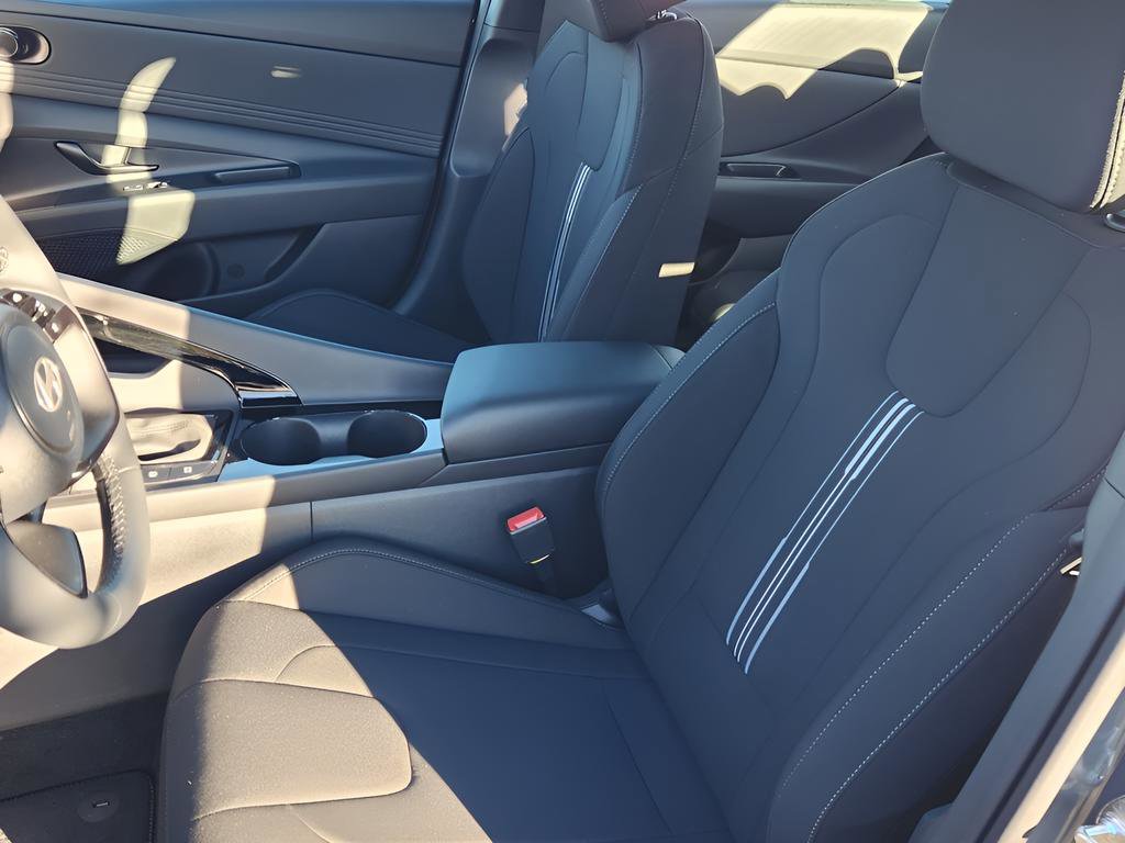 New 2026 Hyundai Elantra SEL Sport Premium FWD image 13