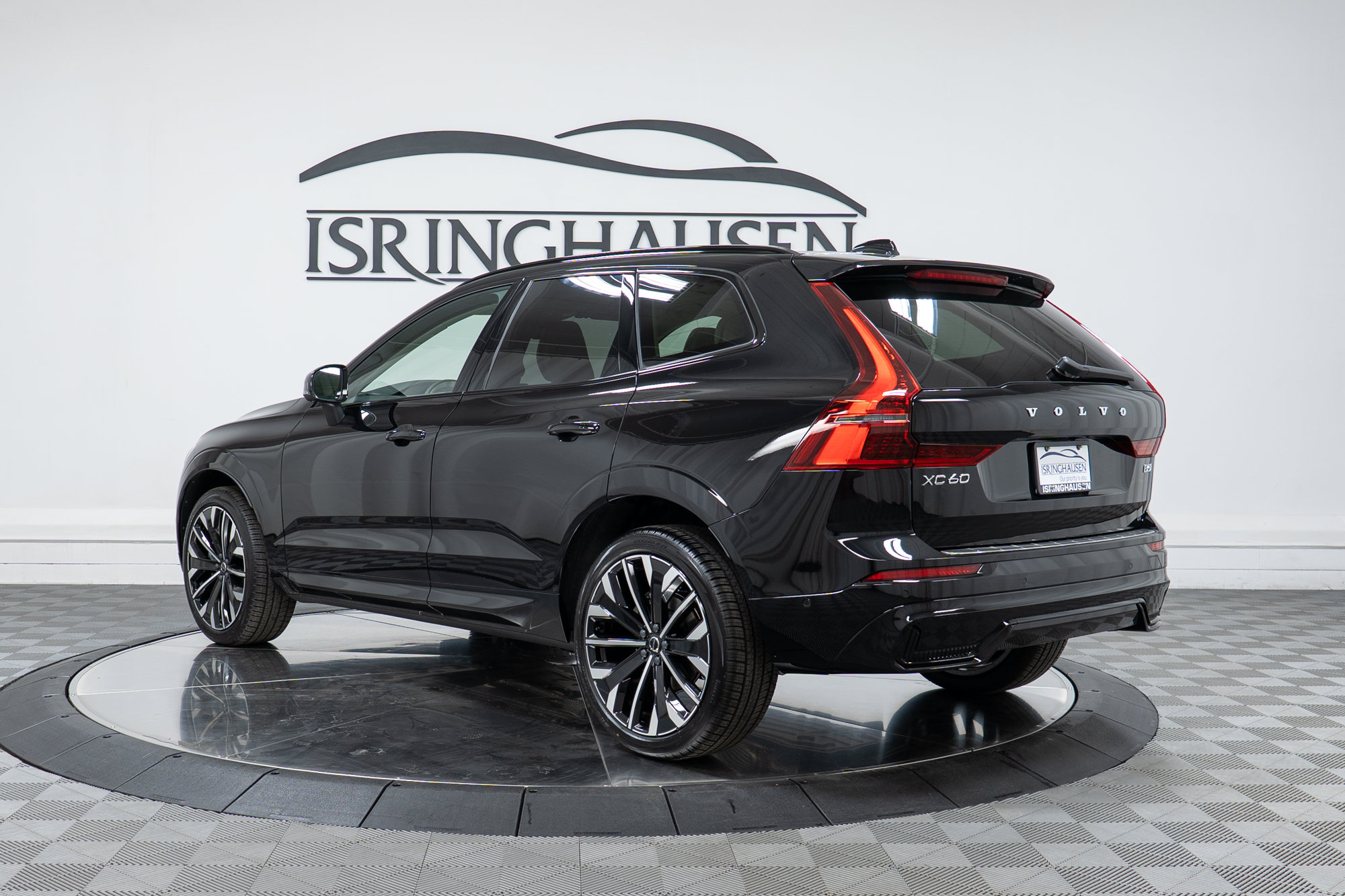 New 2027 Volvo XC60 B5 Ultra AWD/4WD image 7