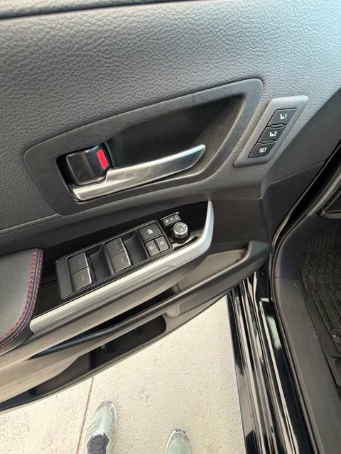Used 2025 Toyota Sienna XSE w/ XSE Premium Package AWD/4WD image 17