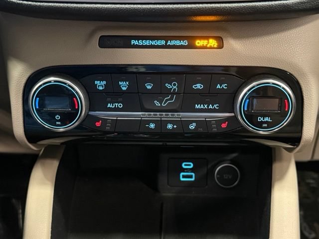 Used 2021 Ford Escape Titanium AWD/4WD image 25