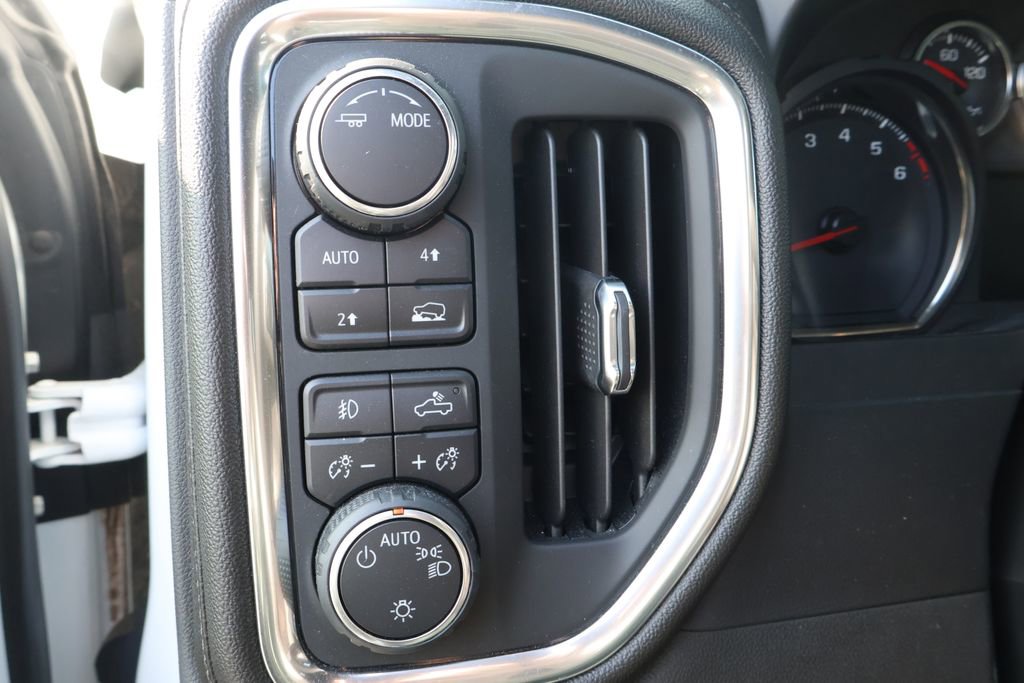 Used 2020 Chevrolet Silverado 1500 RST w/ Rally Edition image 17