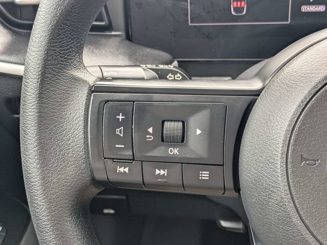 Used 2025 Nissan Kicks S FWD image 22