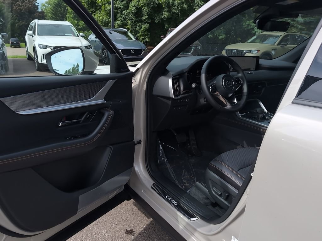 New 2026 MAZDA CX-90 Plug-In Hybrid w/ Premium Plus AWD/4WD image 16