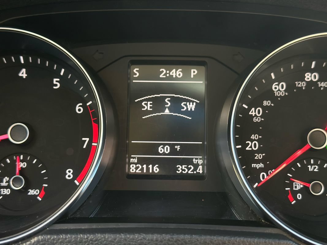 Used 2016 Volkswagen Passat 1.8T FWD image 23