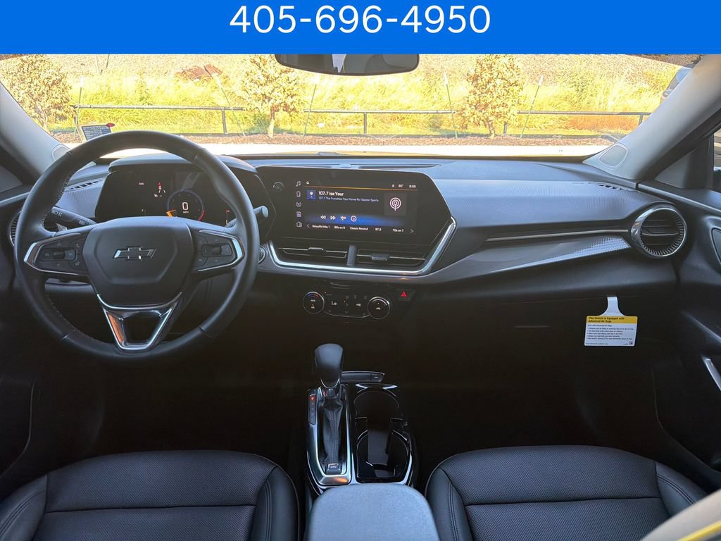 Used 2025 Chevrolet Trax ACTIV FWD image 19